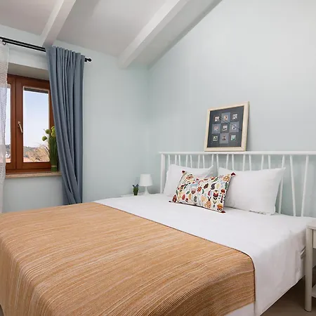 Amazing In With Sauna Pula